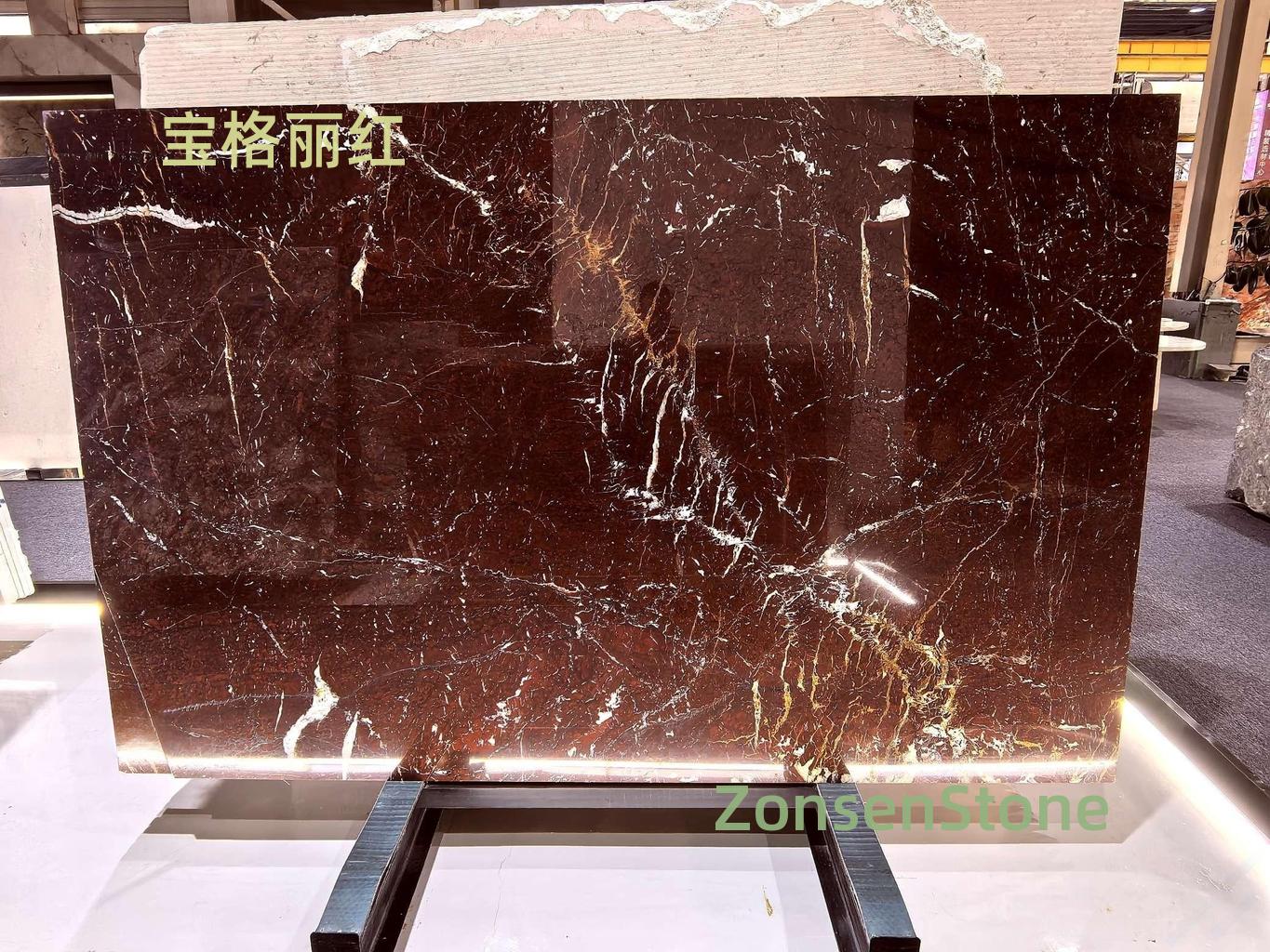 宝格丽红