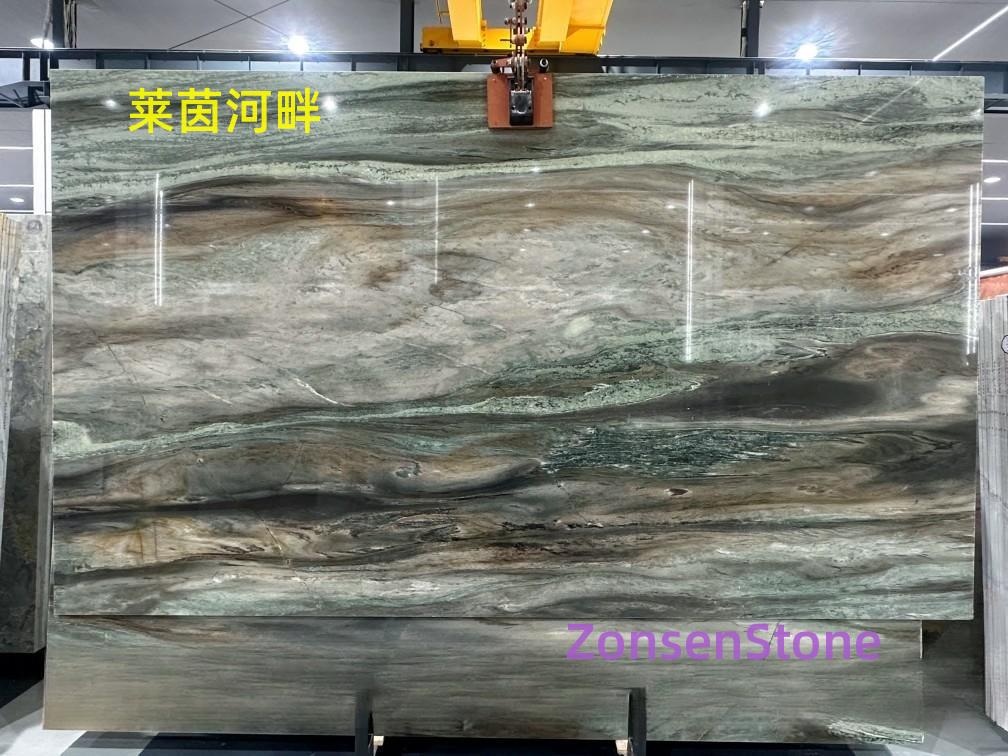 莱茵河畔
