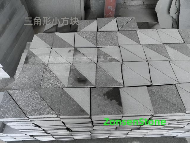 三角形小方块