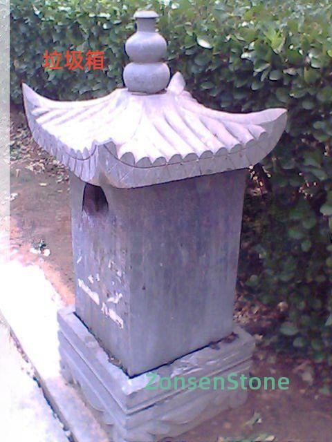 垃圾箱
