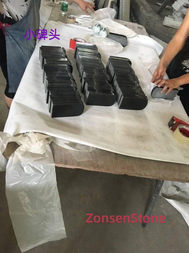 小碑头