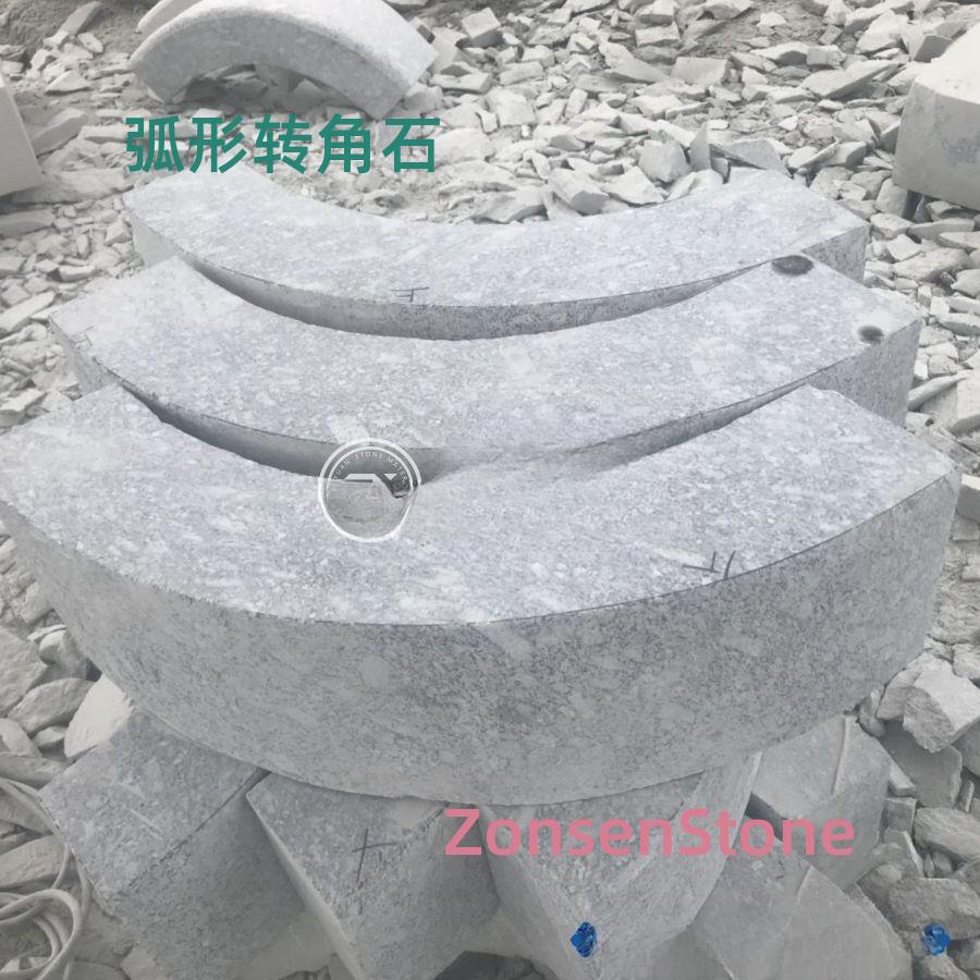 弧形转角石
