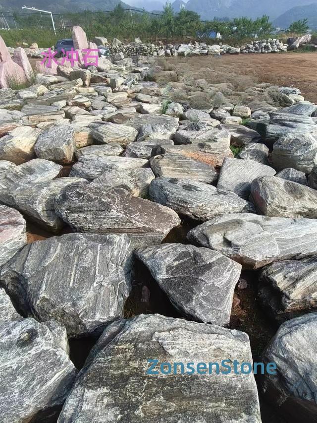 水冲石