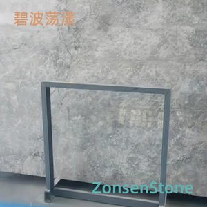 碧波荡漾