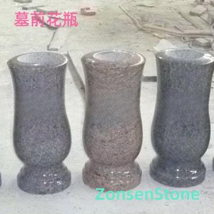 墓前花瓶
