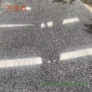 兰宝石