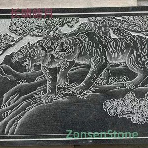 长啸皓月
